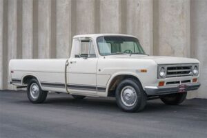 1970 International Harvester 1100C Flatbed