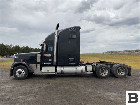 1999 Freightliner Classic XL