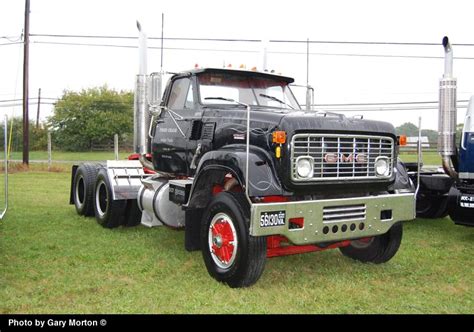 2015 GMC 9500