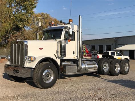 2016 Peterbilt 388