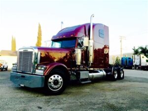 2000 Freightliner Classic XL Customized Truck