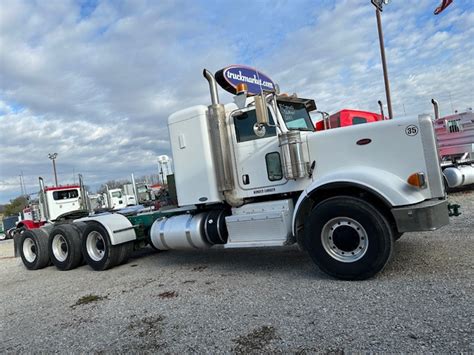 2011 Peterbilt 367