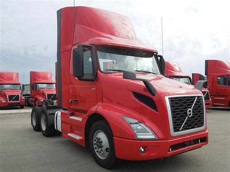 2020 Volvo VNR 300