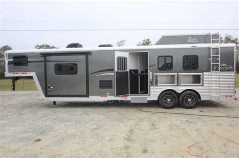 2017 Bison Livestock Trailer