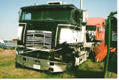 1995 Freightliner FLB