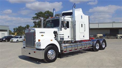 2018 Kenworth T900