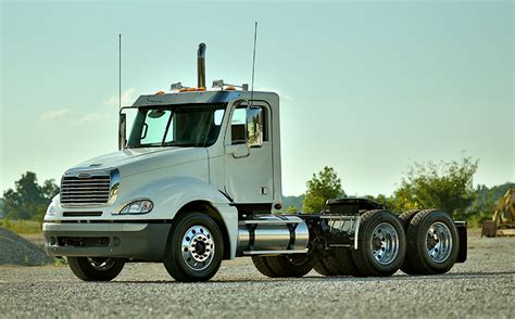 Freightliner Glider 2023