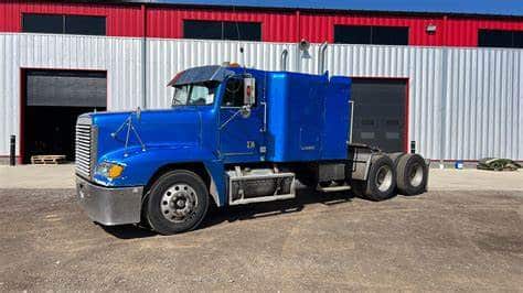 1994 Freightliner FLD 120 with Dual Axle