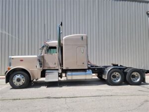 1999 Peterbilt 379