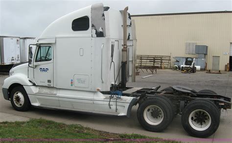 2001 Freightliner Columbia