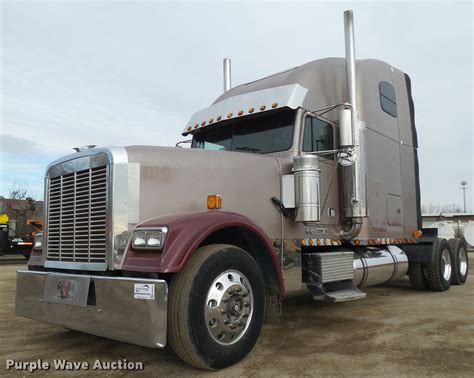 2002 Freightliner Classic