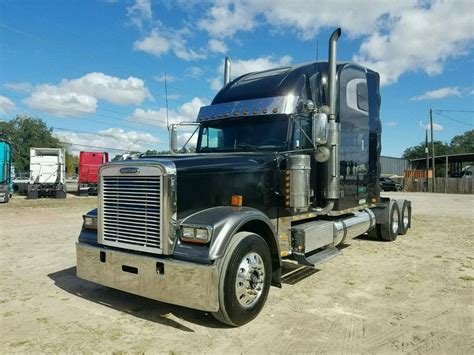 2004 Freightliner Classic