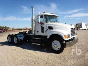 2004 Mack CV 713