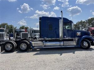 2018 Freightliner Coronado