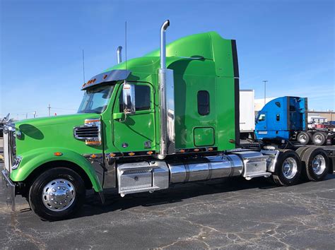 2021 Freightliner Coronado